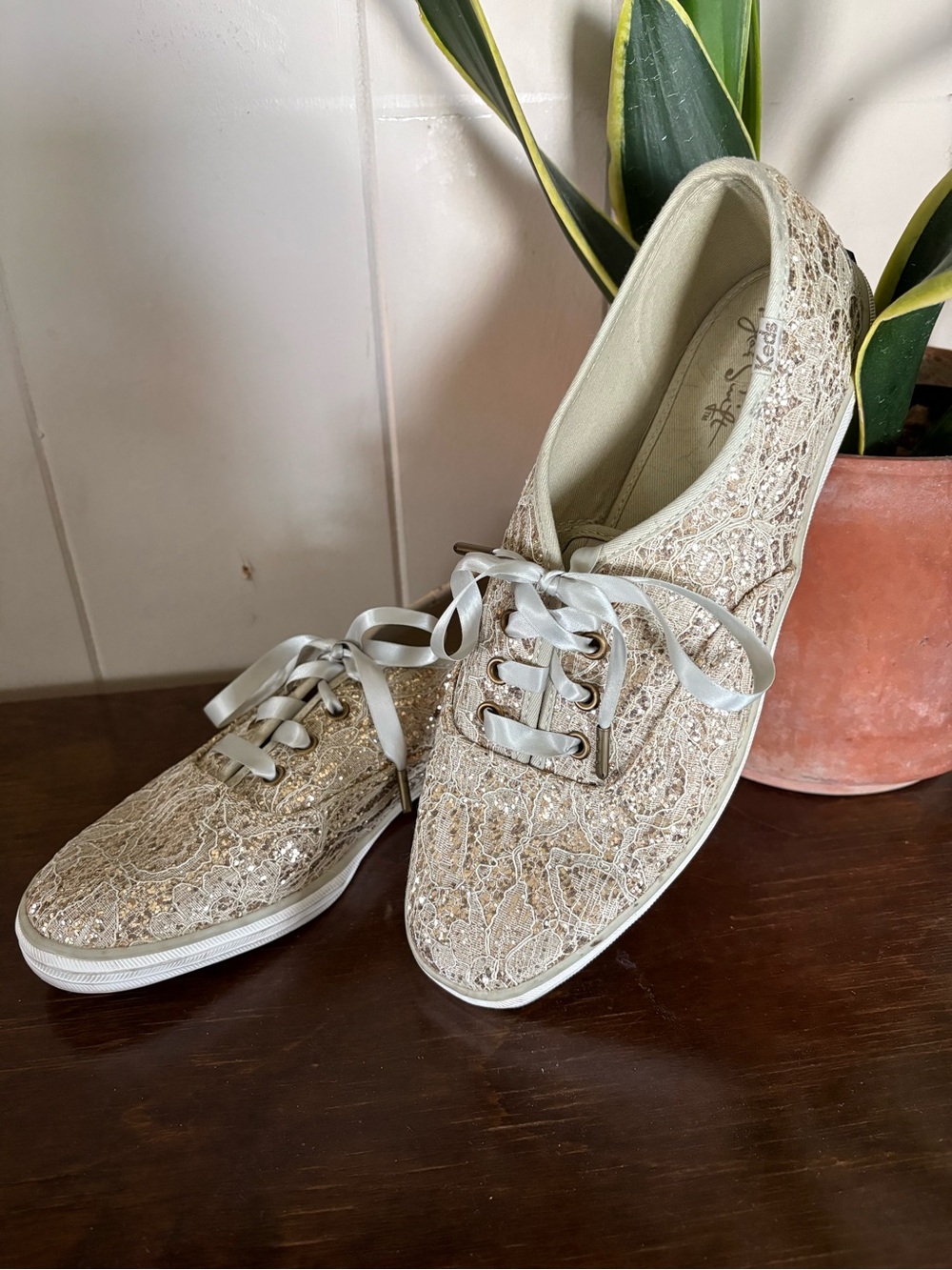 Keds : Gold Lace & Glitter